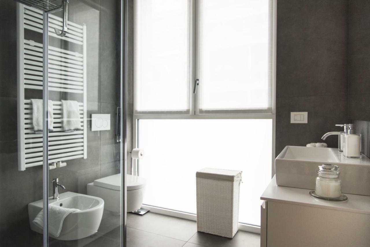 Design & New Center Apartments Milan Luaran gambar
