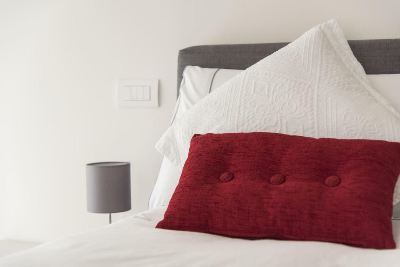 Design & New Center Apartments Milan Luaran gambar