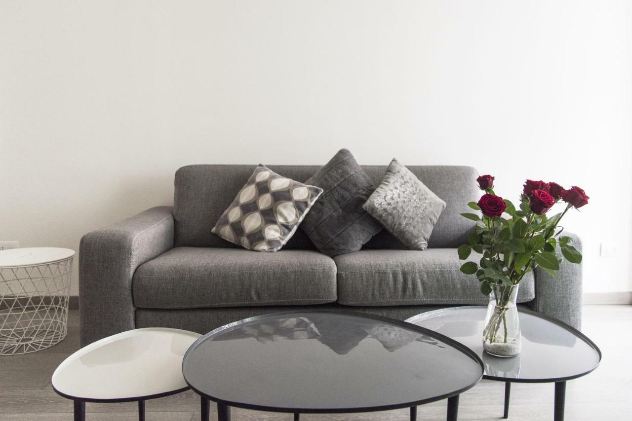 Design & New Center Apartments Milan Luaran gambar